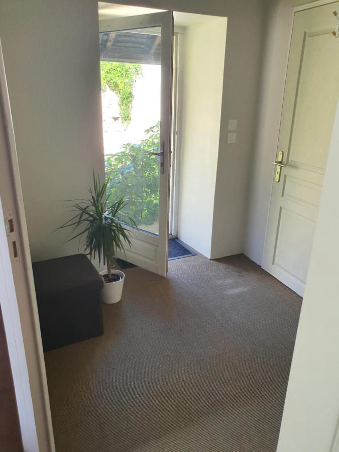 מלון Donzy Chambre Avec Salle De Bain מראה חיצוני תמונה