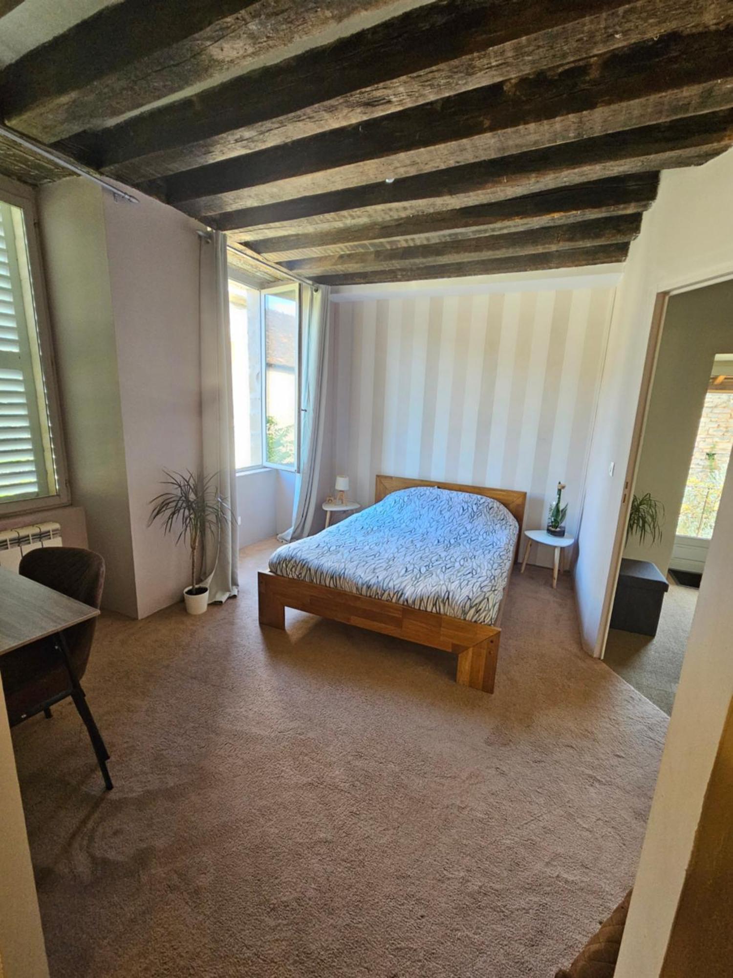 מלון Donzy Chambre Avec Salle De Bain מראה חיצוני תמונה
