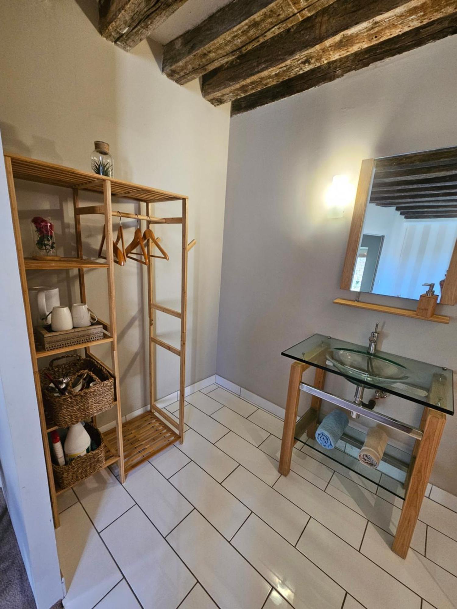 מלון Donzy Chambre Avec Salle De Bain מראה חיצוני תמונה