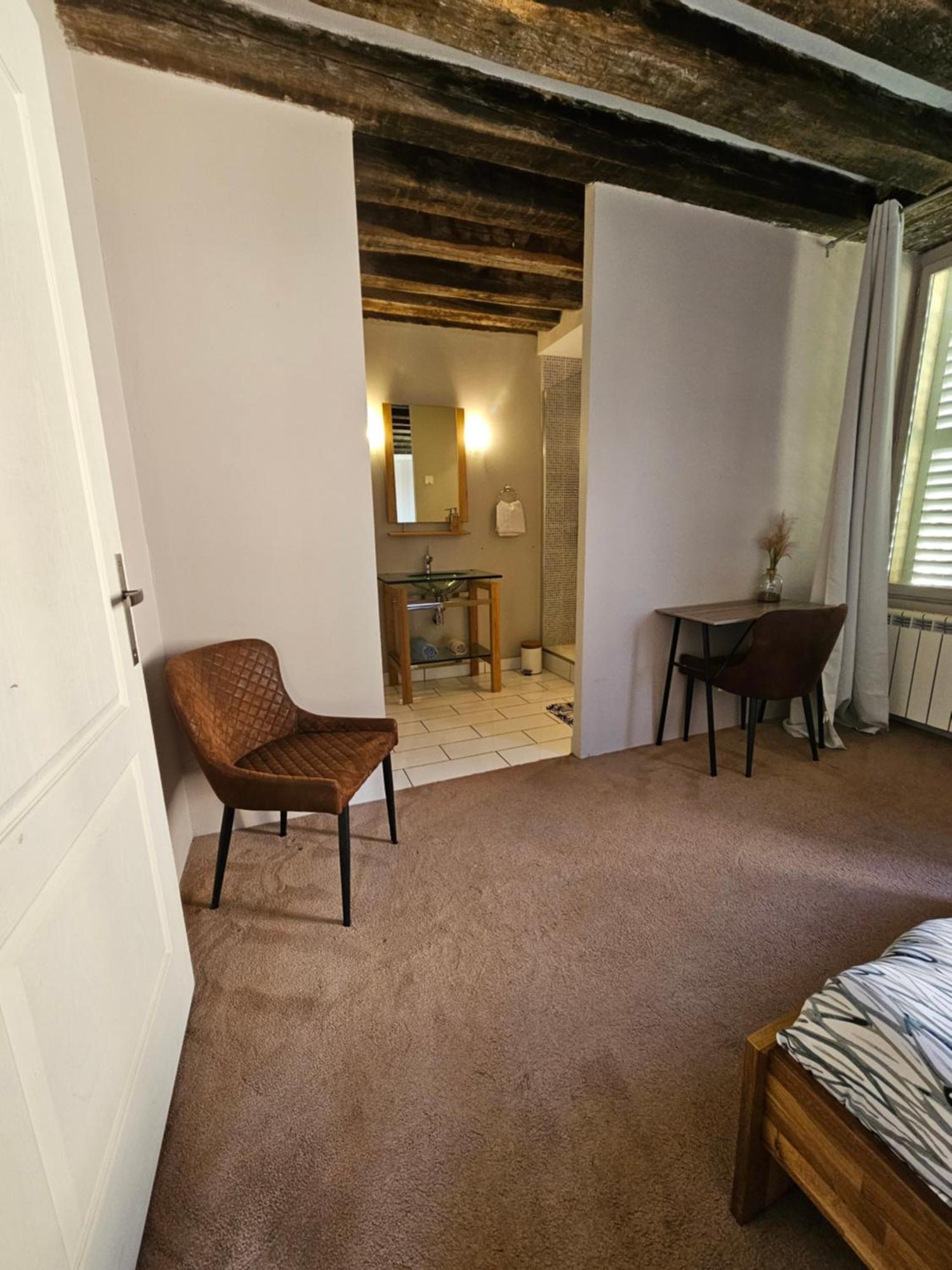 מלון Donzy Chambre Avec Salle De Bain מראה חיצוני תמונה